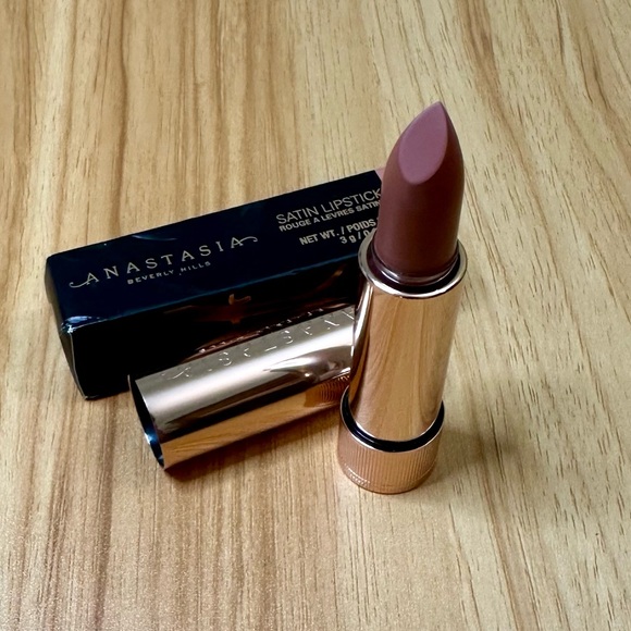 Anastasia Beverly Hills Satin Lipstick in Soft Brown - Picture 5 of 10